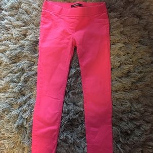 Pink skinny jeans